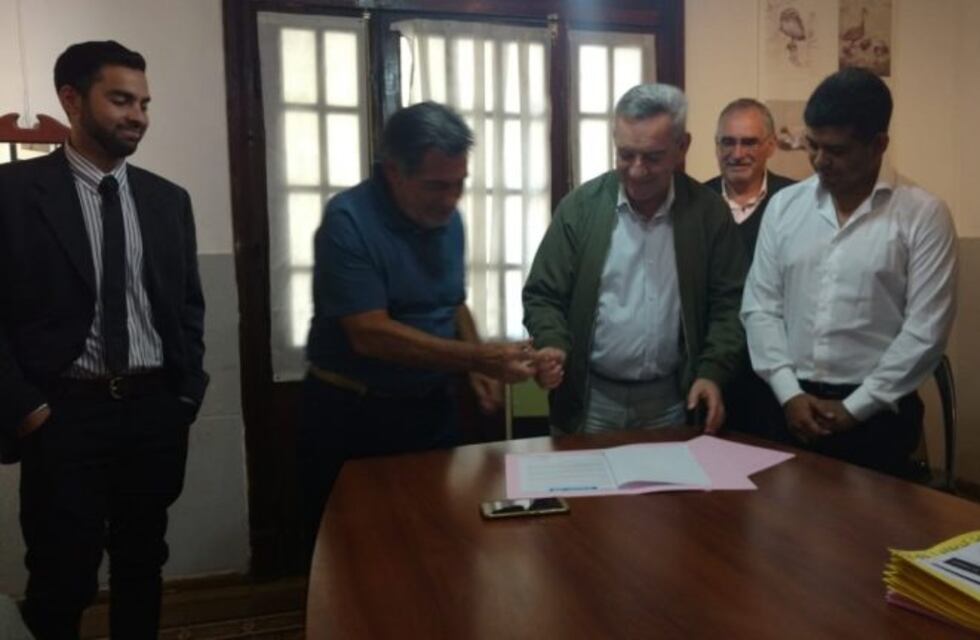 Unquillo: familias acceden a las escrituras de sus propiedades