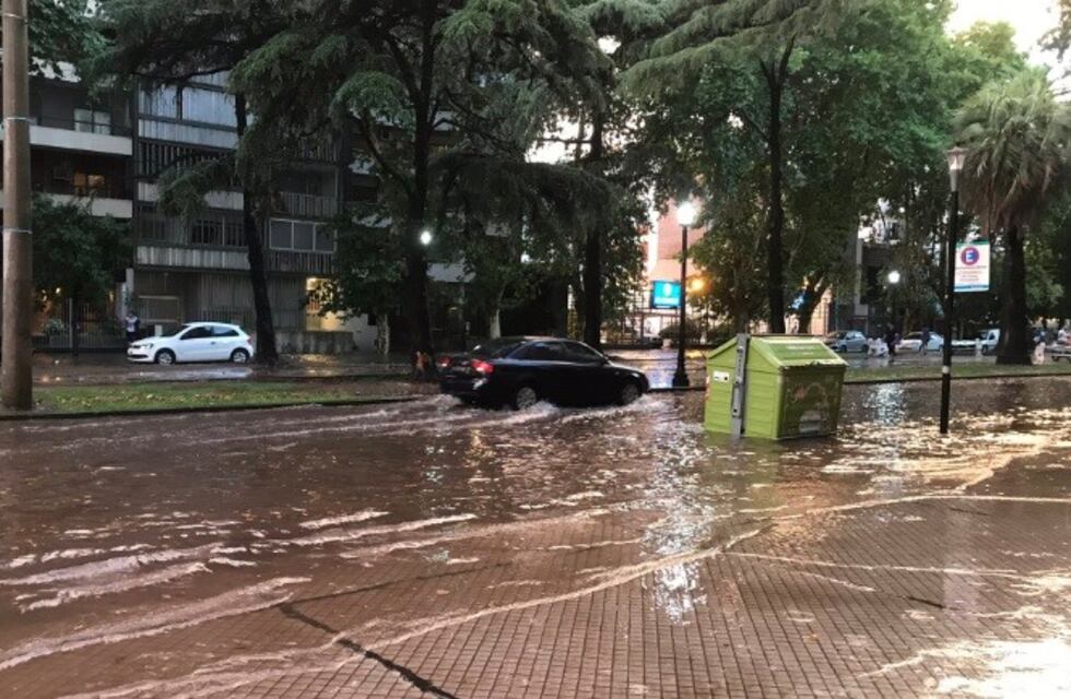 Sábado con pronóstico de tormentas fuertes durante todo el día