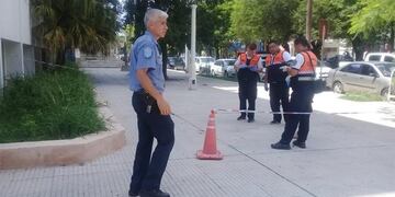 Una mujer perdió la vida tras arrojarse de un cuarto piso en Tribunales (Foto: El Liberal)