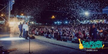 Festival Folklore en el Agua - Villa del Rosario
