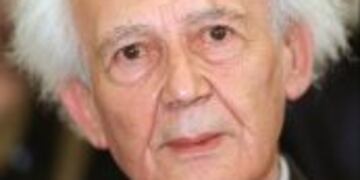 Bauman fue galardonado con el Premio Amalfi de Sociologu00eda y Ciencias Sociales (1992) y el Theodor W. Adorno (1998). (AP)