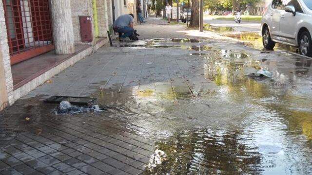 En Rosario roban 500 medidores de agua al año