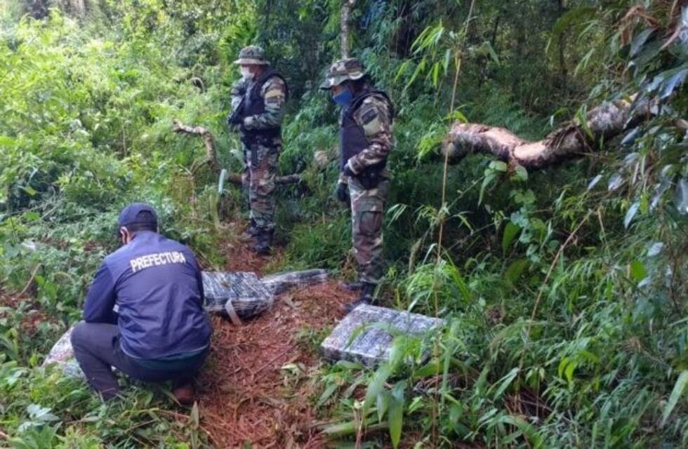 Prefectura secuestró más de 150 kilos de marihuana en plena selva