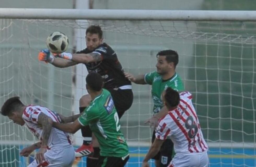 Un debut en el arco de Instituto para este viernes