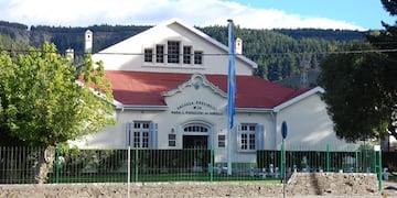 Escuela de Esquel\u002E