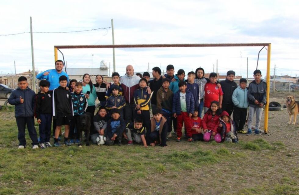 Llegó a Río Gallegos "Chicho" Serna para participar en Asado Bostero