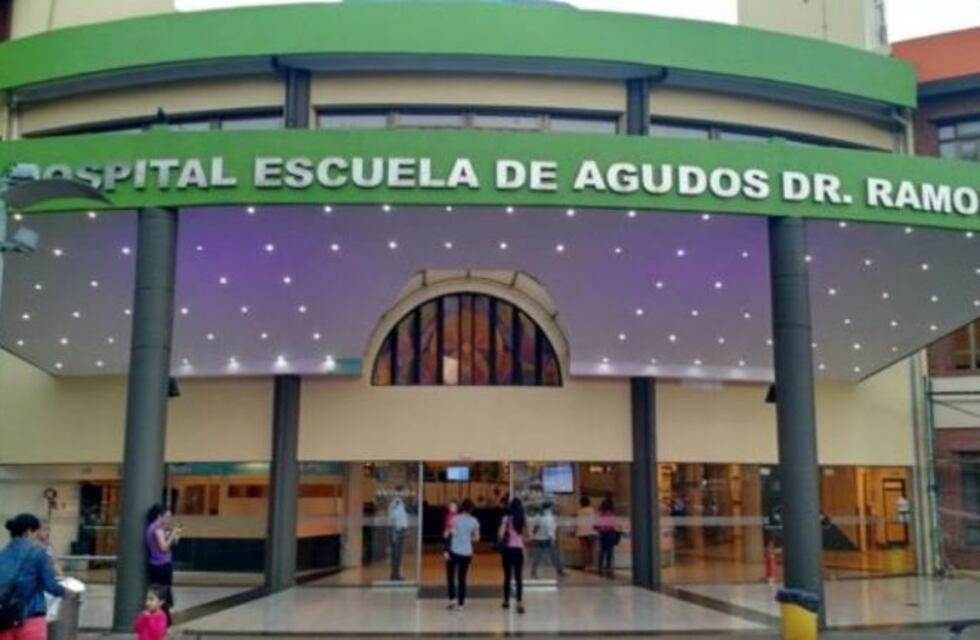 Transmiten en vivo desde Posadas una cirugía robótica ginecológica