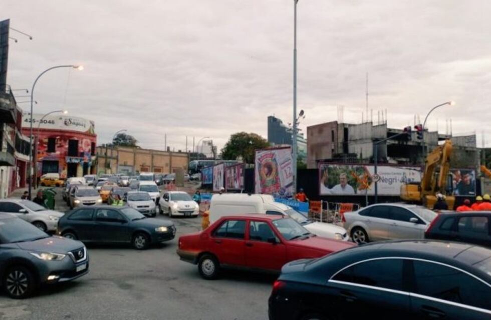 Ni asomarse por Costanera: congestión en el ex Abasto por obras