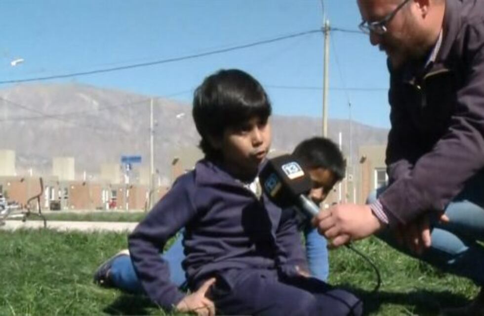 Se baja de la silla de ruedas para atajar y sueña con conocer a Armani