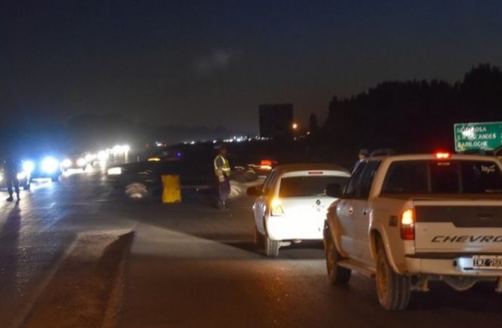 La policía reveló que no se registraron mayores incidentes en las rutas neuquinas