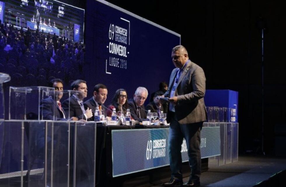 "Chiqui" Tapia fue elegido vicepresidente segundo de CONMEBOL