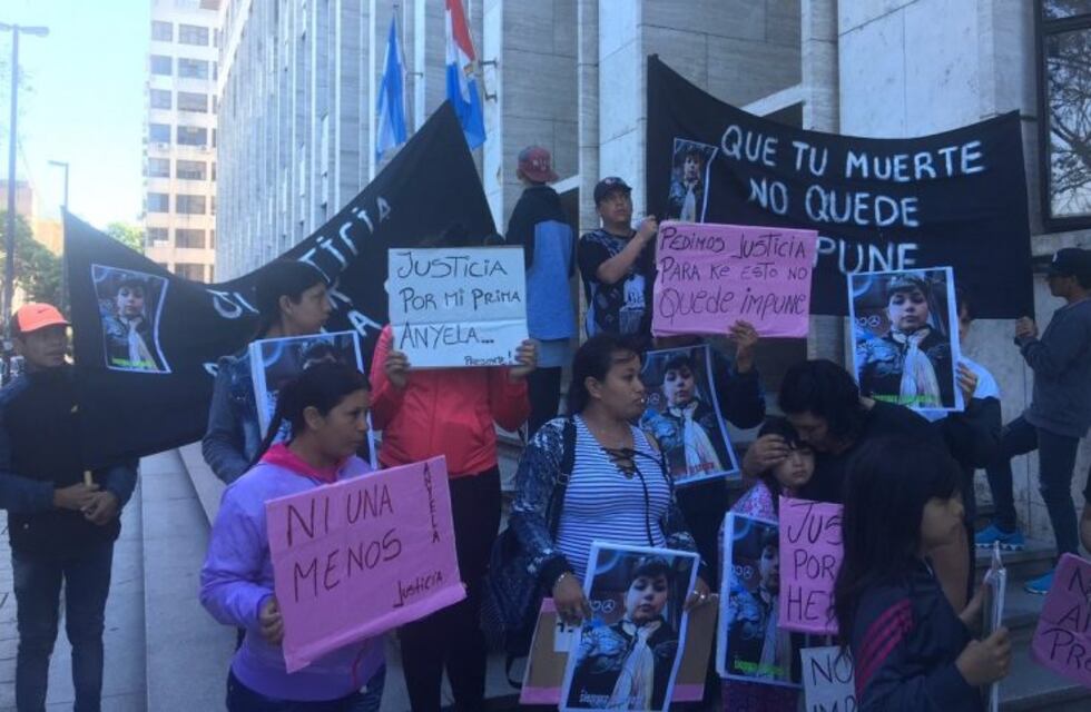 Luego de dos intentos fallidos, imputaron al acusado de arrojar a su pareja de un séptimo piso