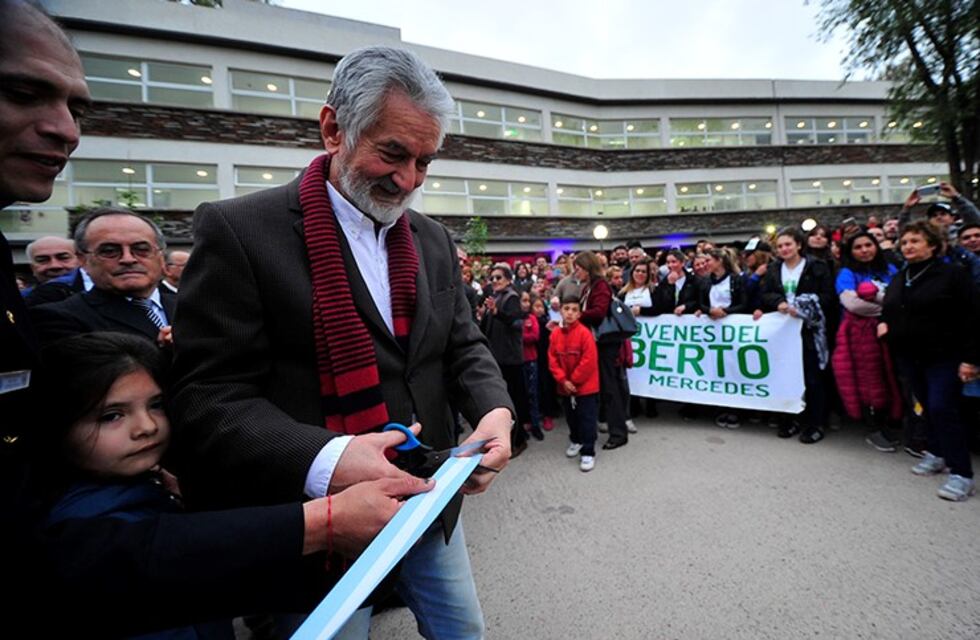 Rodríguez Saá inauguró la Jefatura de Policía de Villa Mercedes