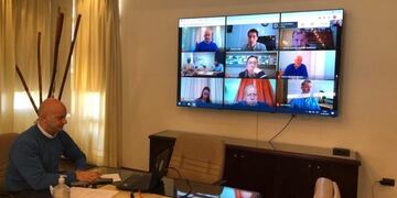 Carlos Paz dió el presente en la mesa de trabajo de la cuenca del Lago San Roque