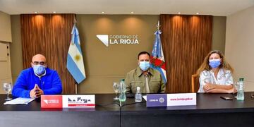 La Rioja entregó equipamientos e insumos del programa "Trato Hecho"