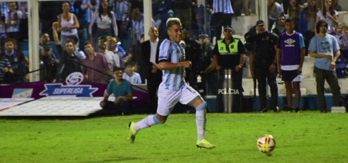Atlético Tucumán: Álvarez seguirá su carrera en Los Ángeles Galaxy\u002E (Web Atlético Tucumán)