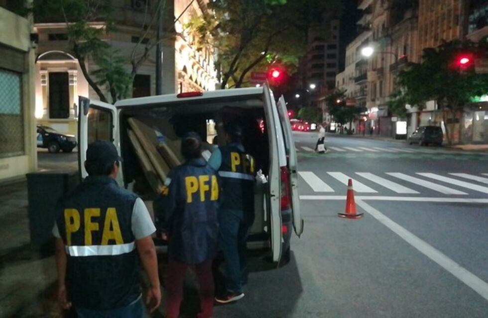 La Policía incautó obras de arte del departamento de Cristina Kirchner en Recoleta