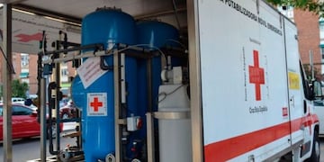 Planta potabilizadora donada por la Cruz Roja (Profesional FM)
