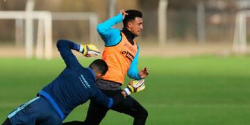 Matías Suárez marcó uno de los goles del Pirata\u002E