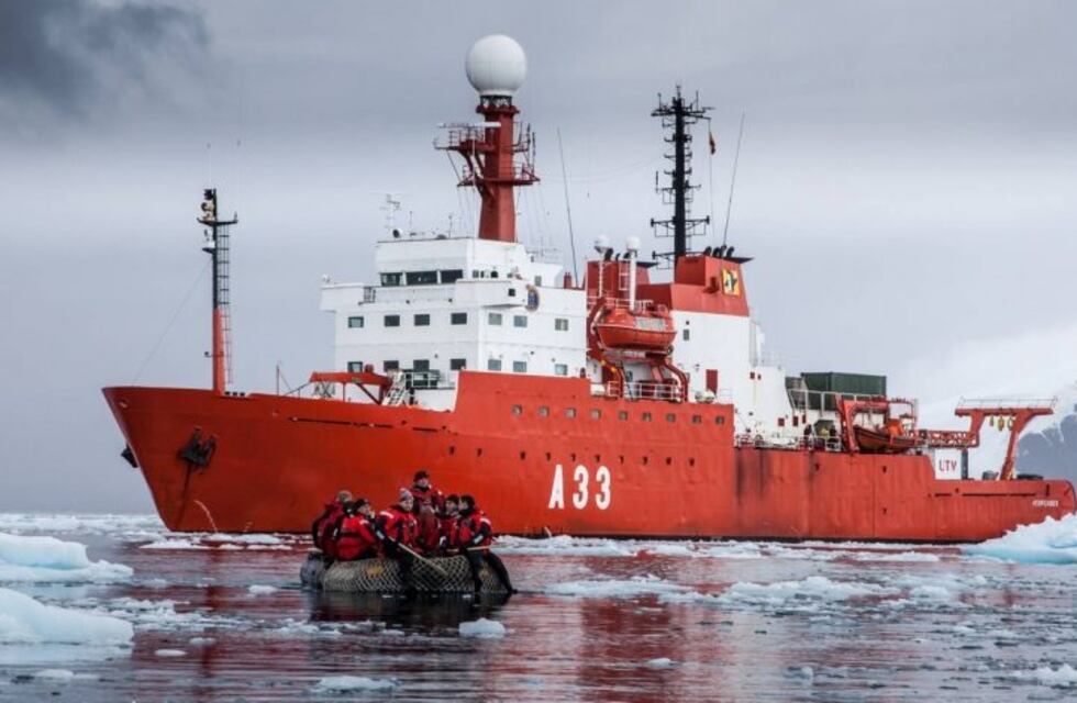 El buque español "Hespérides" llegó a Ushuaia