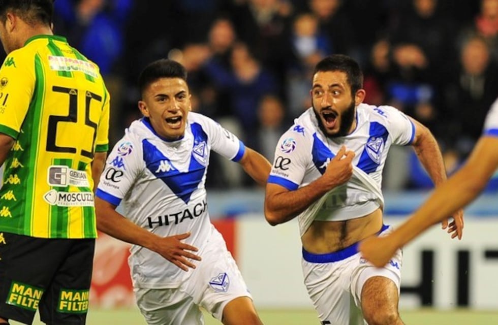 Vélez le ganó 2-0 a Aldosivi por la Superliga