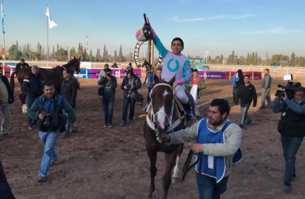 Gallileo's Town ganó el Clásico Patrono Santiago