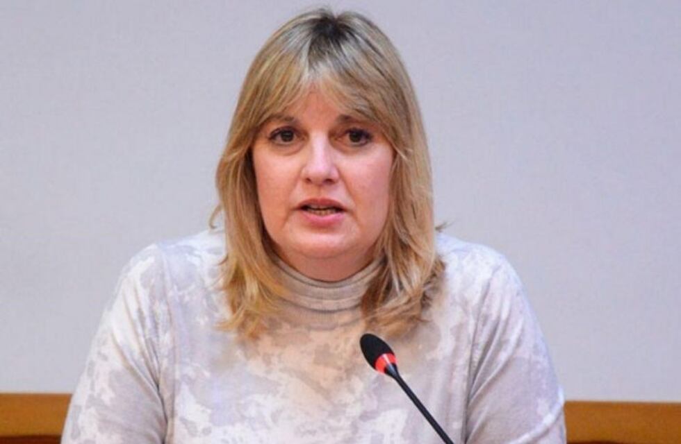 Tras su suspensión, la legisladora De Ferrari vuelve a la Unicameral