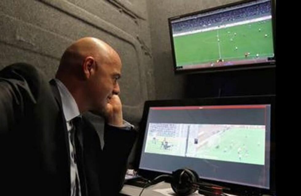Cómo será el desembarco del video arbitraje en el fútbol argentino