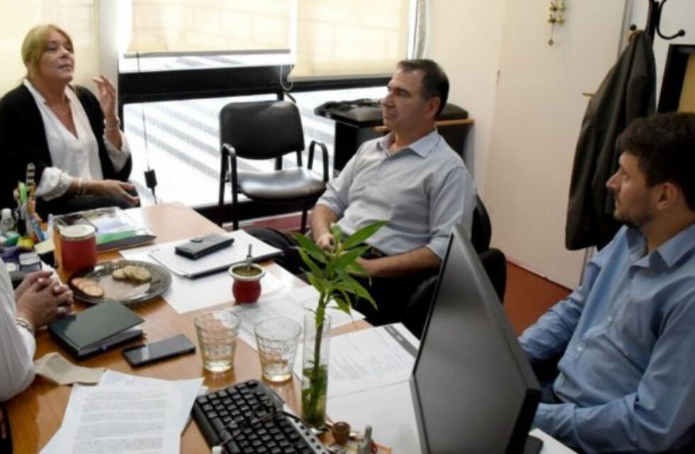 Representantes de Educación y Fiscalización y Control se reunieron para la transición en la Municipalidad
