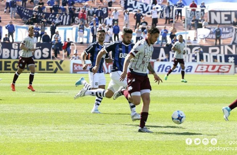En un inesperado final, Talleres perdió con Godoy Cruz en el último minuto