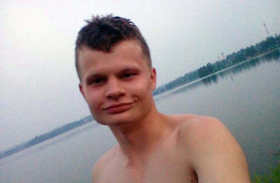 Golpeó, acuchilló a su novia y se comió su cerebro