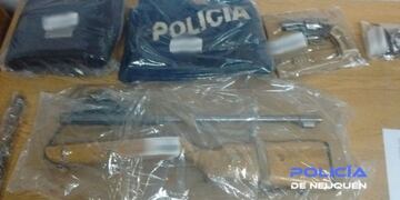 De los allanamientos, participó también personal policial de la Comisaría 31° de Las Coloradas y Brigada Rural de Zapala\u002E