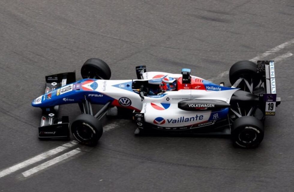 Sacha Fenestraz, tercero en la clasificación de la Copa del Mundo de F3 en Macao