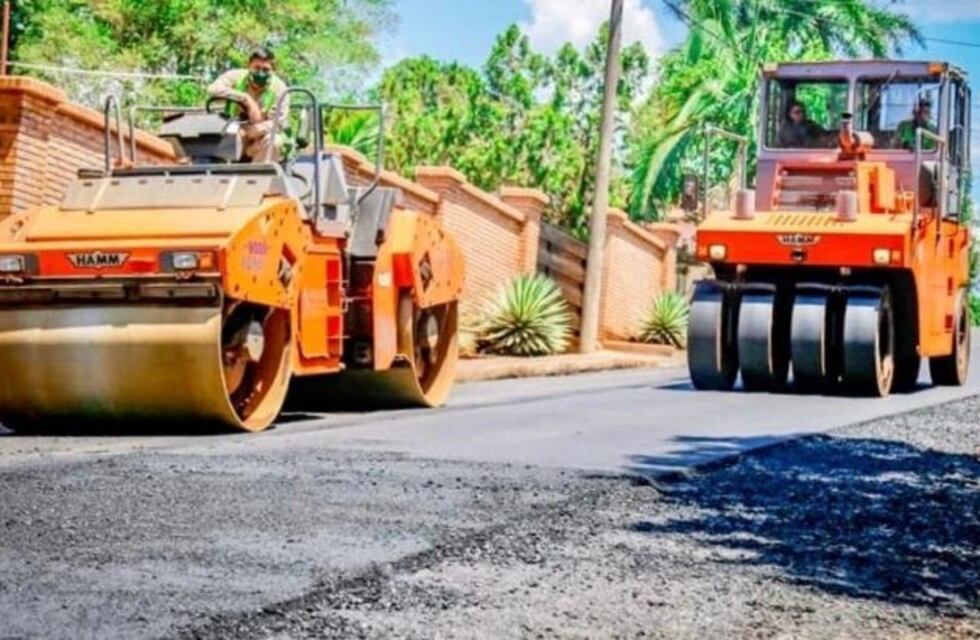 Avanzan las obras de asfaltado sobre empedrado en las calles de Eldorado