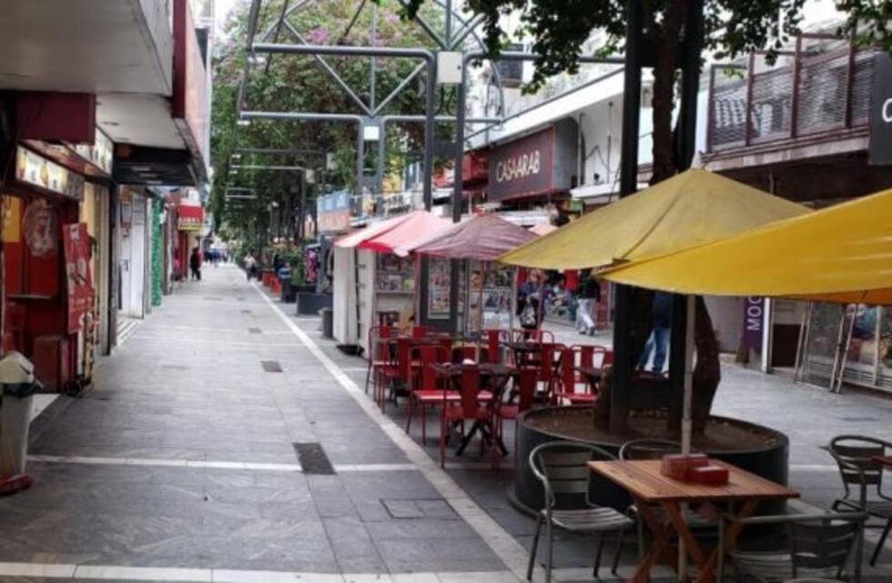 Mercantiles aceptan suspensiones