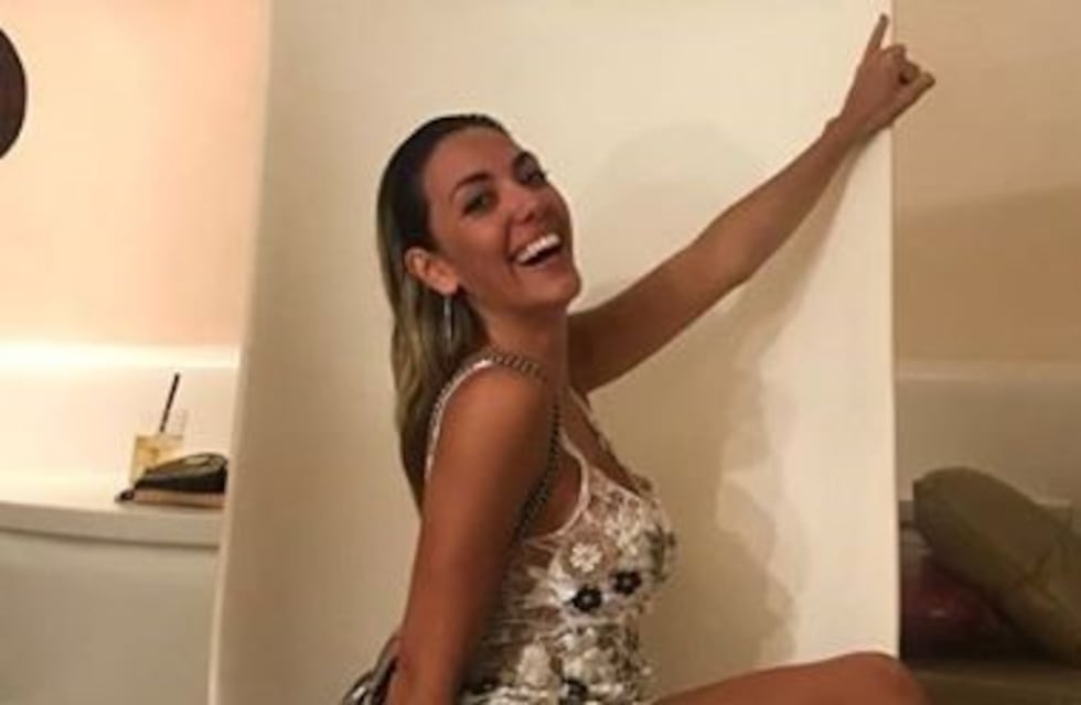 Floppy Tesouro publicó una foto al desnudo para reclamar por la vuelta del calor