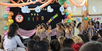 Celebran el día del niño en el B° 150 viviendas
