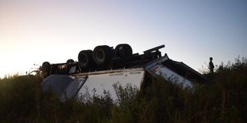 Accidente RP 16\nCrédito: Policía Entre Ríos
