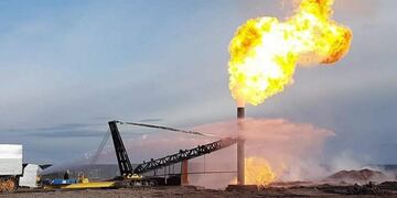 Apagaron el incendio en el pozo de gas de Vaca Muerta