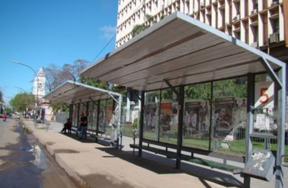 Incertidumbre por el paro de colectivos: no se define todavía el pago de salarios