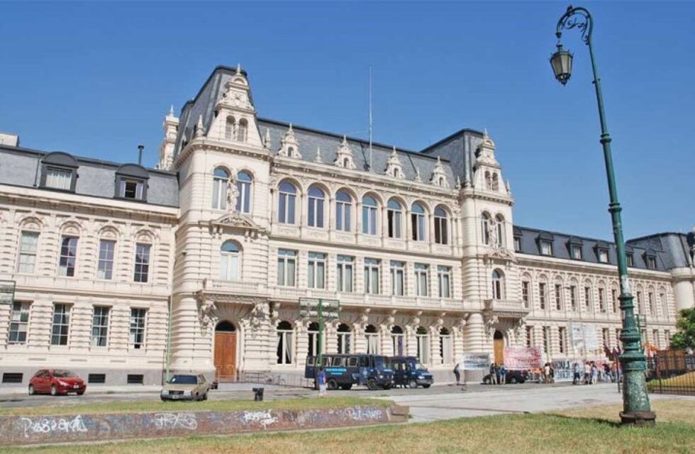 Facilitan el reconocimiento de estudios a estudiantes y profesionales de Venezuela y Siria