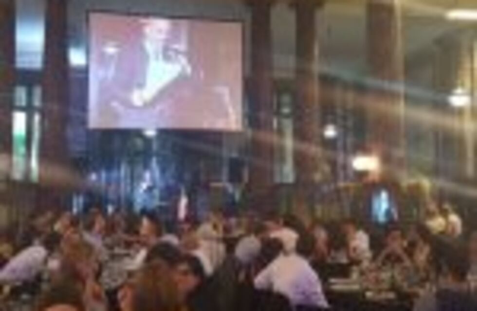 El chef de la cena de la UNR aseguró: “Probé todos los platos y no me pasó nada”