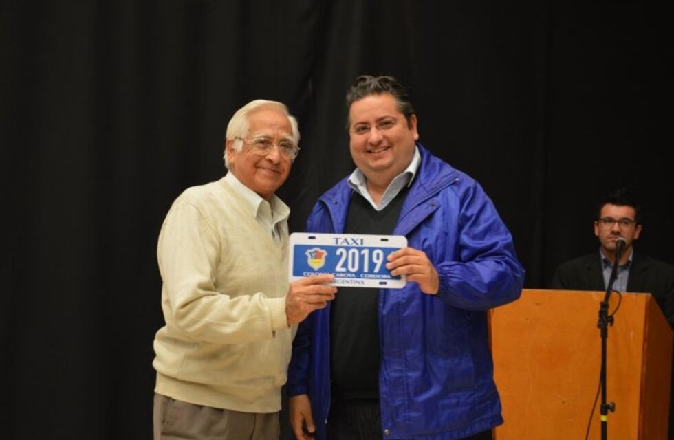 Sortearon cuatro chapas para taxis y remises en Caroya