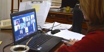 La Ministra Silvina Frana en teleconferencia de prensa