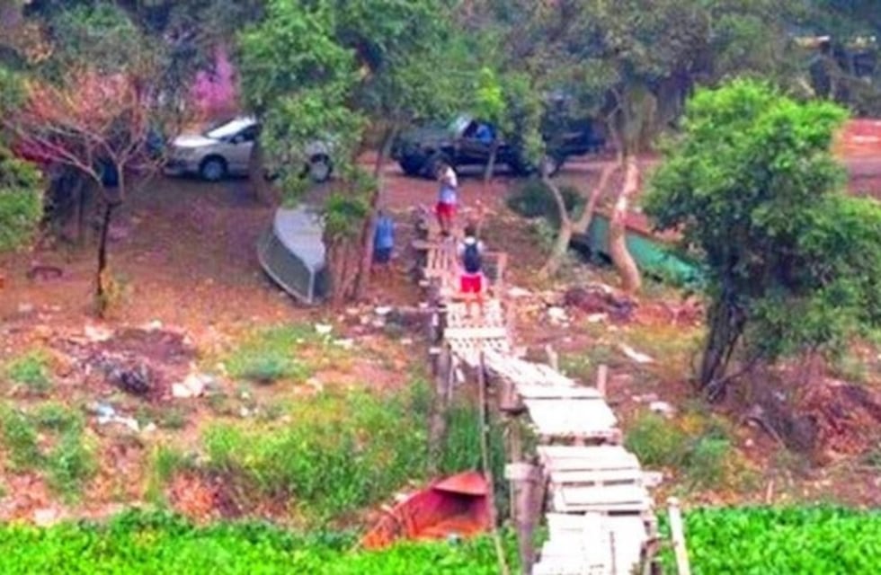 Pago del IFE: siete personas fueron detenidas al cruzar la frontera con Paraguay por pasos clandestinos