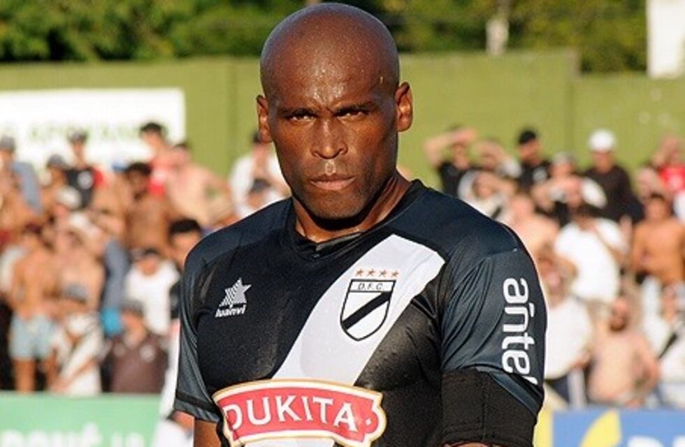 El uruguayo Ribair Rodríguez es el cuarto refuerzo leproso