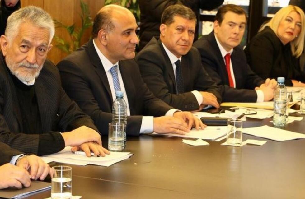 Los gobernadores rechazaron las medidas económicas de Nación