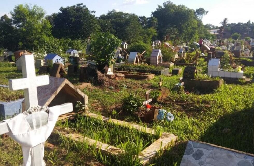 Iguazú analiza dar marcha atrás con las visitas al cementerio