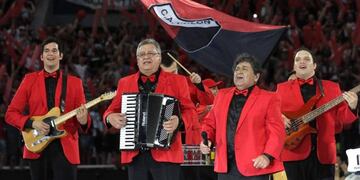 Los Palmeras, uno de los grandes shows para agasajar a mamá\u002E