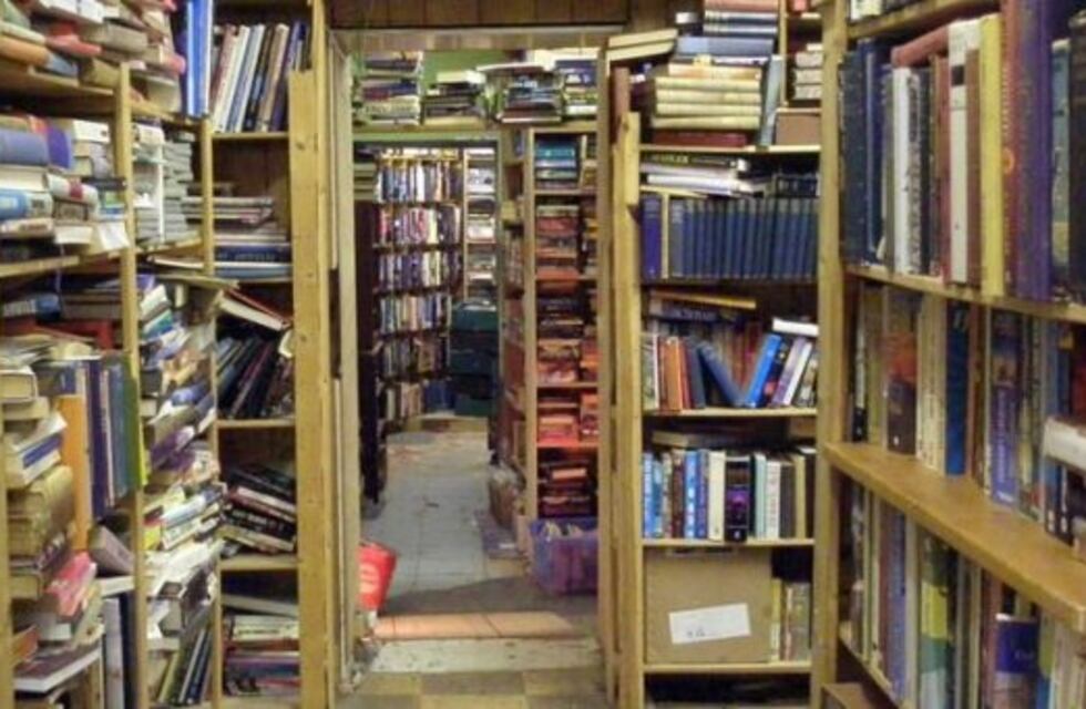 Buscan eximir a editoriales y librerías del pago de impuestos municipales